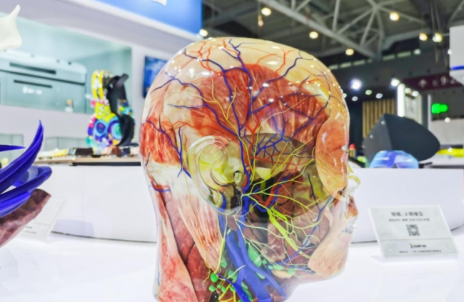 1676876000750 ×ðÁú¿Ê±¡¤(ÖйúÇø)ÈËÉú¾ÍÊDz«!